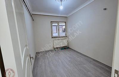 SATILIK ESKİ YAPI 1+1 BAHÇE KATI YILMAZ EMLAK İNŞAAT'TAN